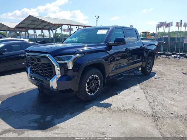 2026 TOYOTA TUNDRA SR5 CREWMAX 5.5' BED