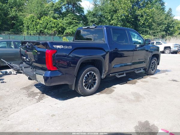 2026 TOYOTA TUNDRA SR5 CREWMAX 5.5' BED