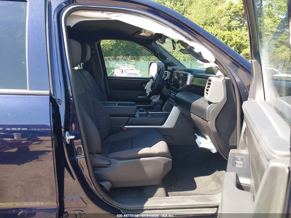 2026 TOYOTA TUNDRA SR5 CREWMAX 5.5' BED