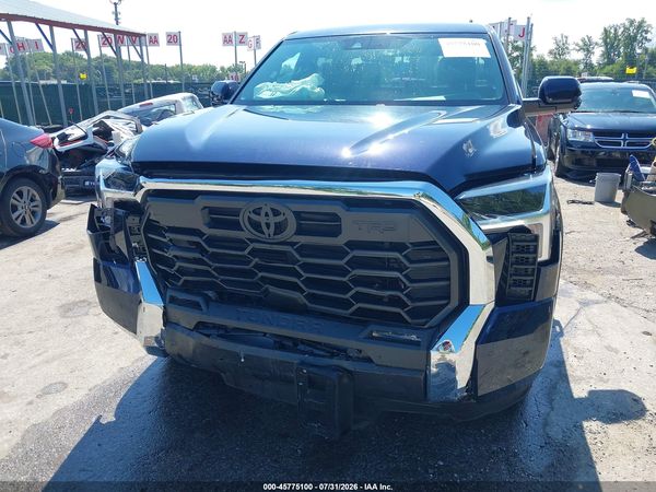 2026 TOYOTA TUNDRA SR5 CREWMAX 5.5' BED