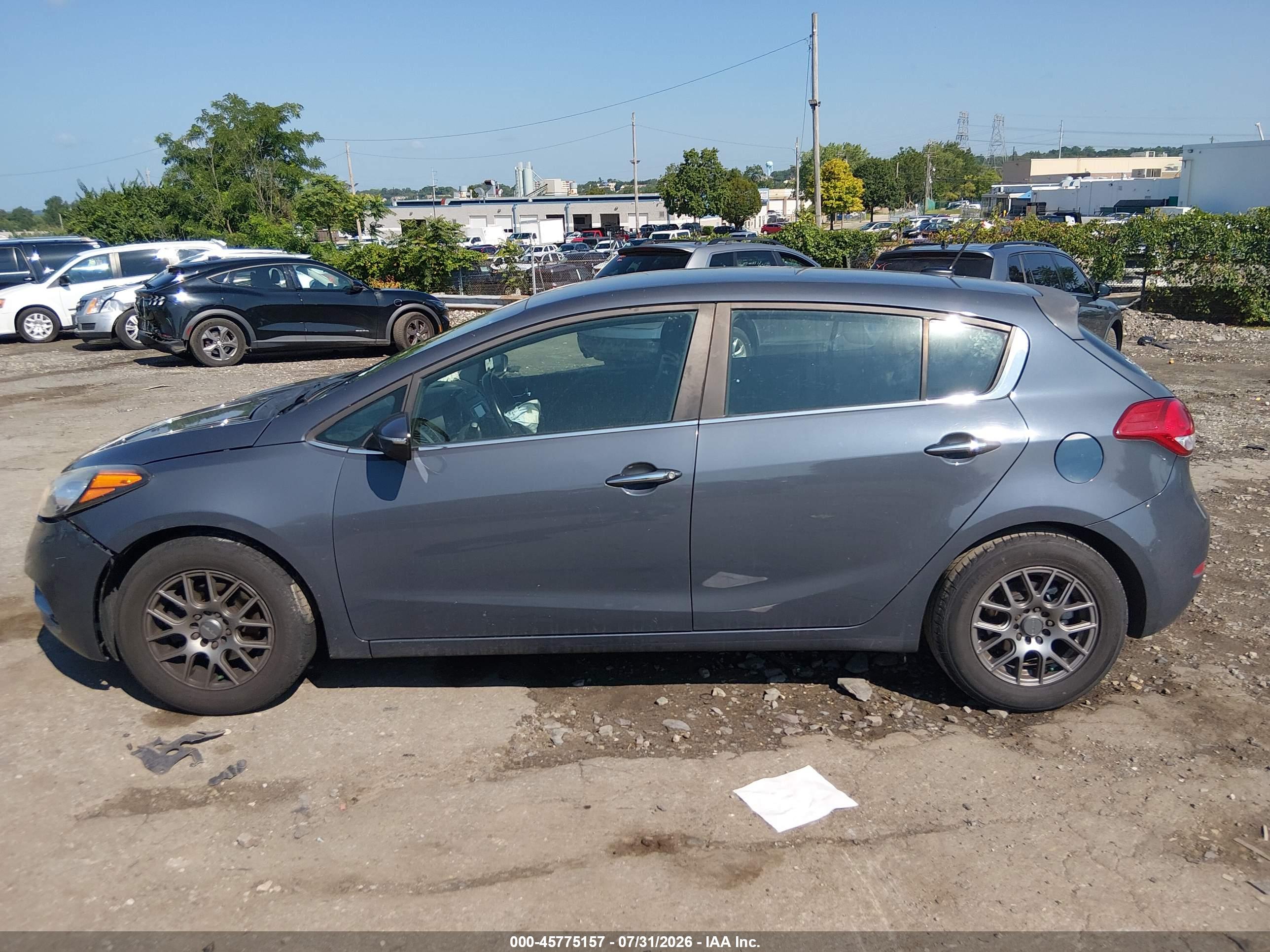 2016 KIA FORTE EX