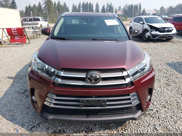 2018 TOYOTA HIGHLANDER LIMITED PLATINUM