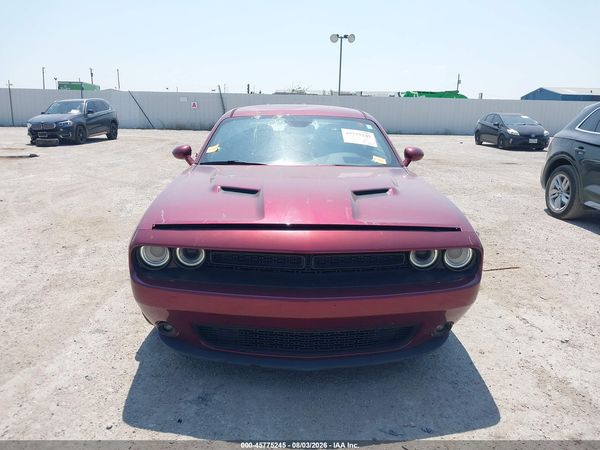 2018 DODGE CHALLENGER SXT