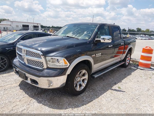 2017 RAM 1500 LARAMIE  4X4 5'7 BOX