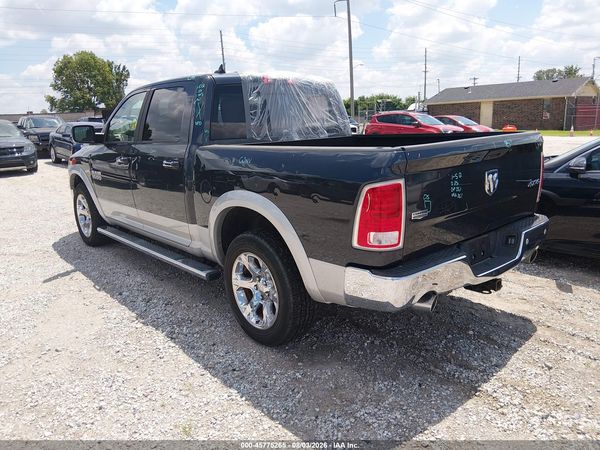 2017 RAM 1500 LARAMIE  4X4 5'7 BOX