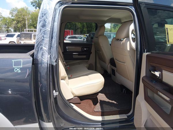 2017 RAM 1500 LARAMIE  4X4 5'7 BOX