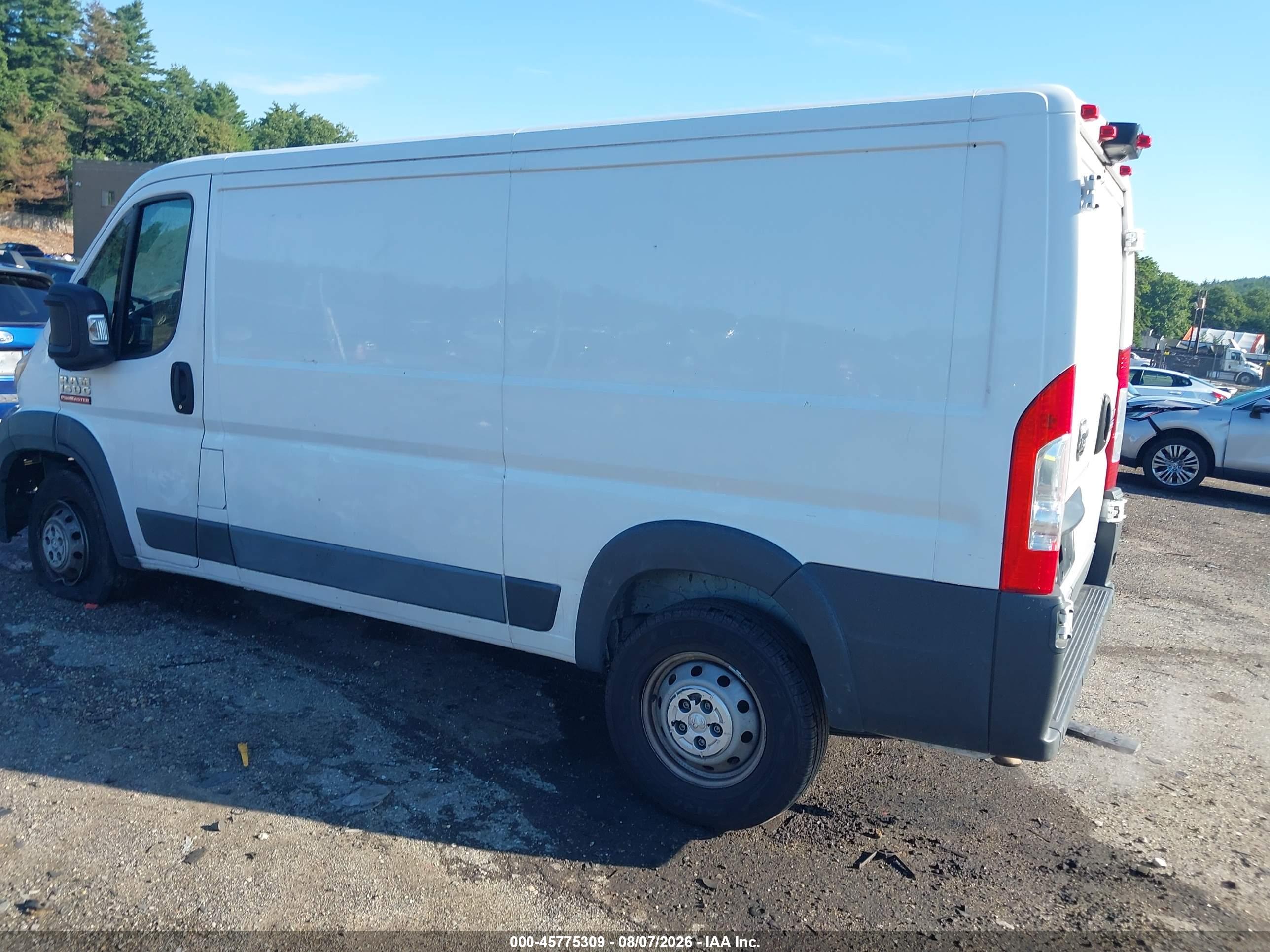 2017 RAM PROMASTER 1500 LOW ROOF 136 WB