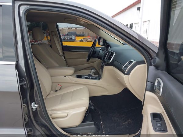 2020 JEEP GRAND CHEROKEE LAREDO E 4X2