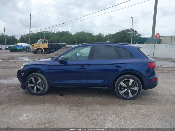 2022 AUDI Q5