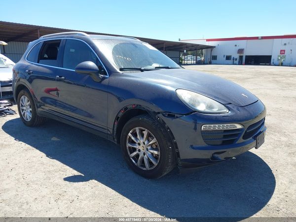 2012 PORSCHE CAYENNE S