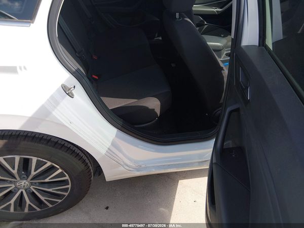 2021 VOLKSWAGEN JETTA 1.4T R-LINE/1.4T S — I8