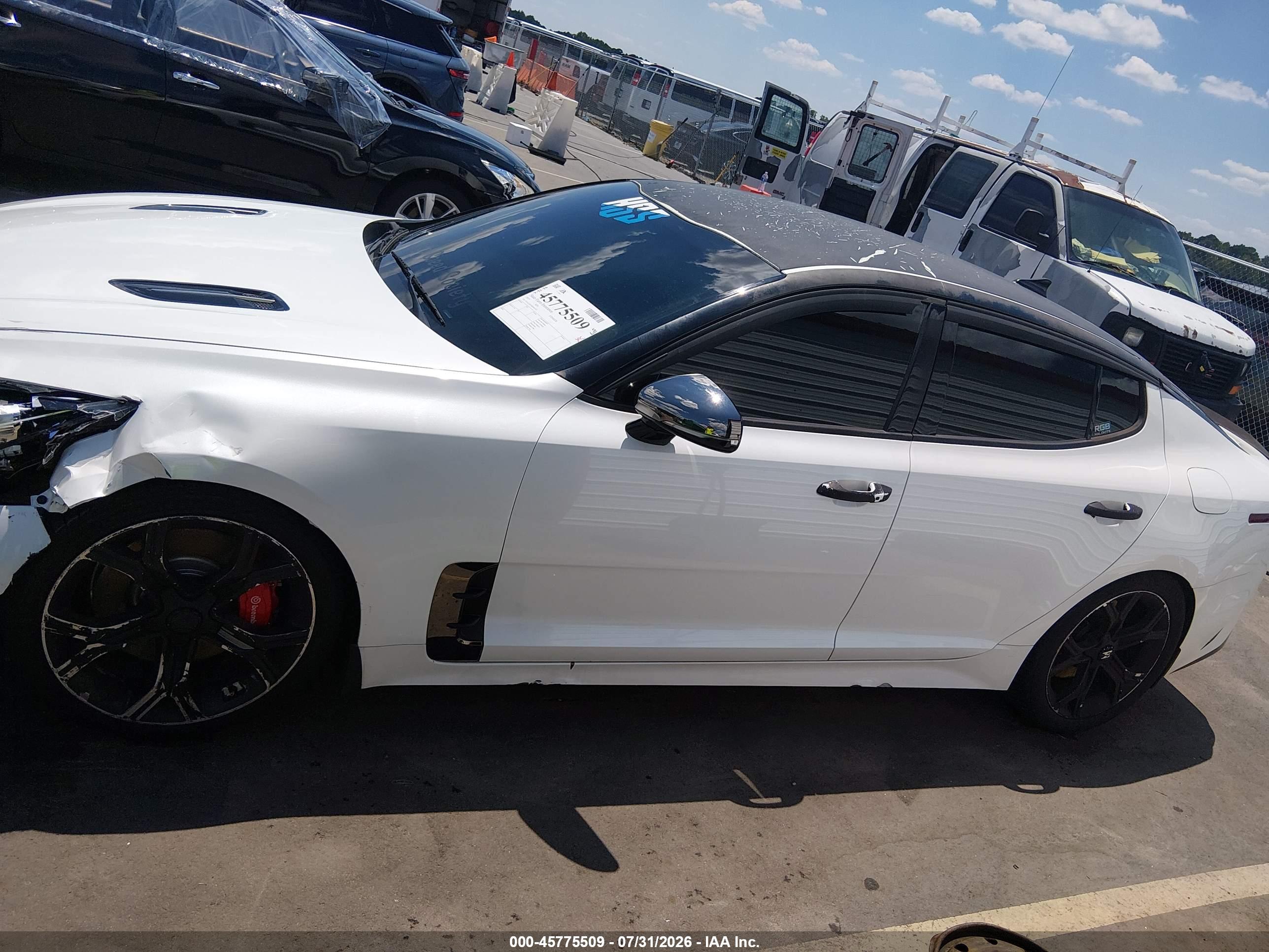 2019 KIA STINGER GT