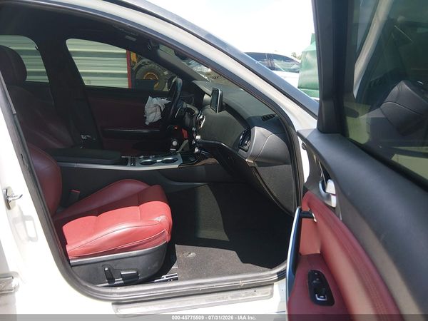 2019 KIA STINGER GT