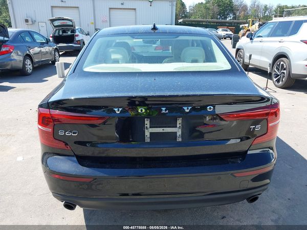 2019 VOLVO S60 T5 MOMENTUM