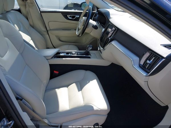 2019 VOLVO S60 T5 MOMENTUM