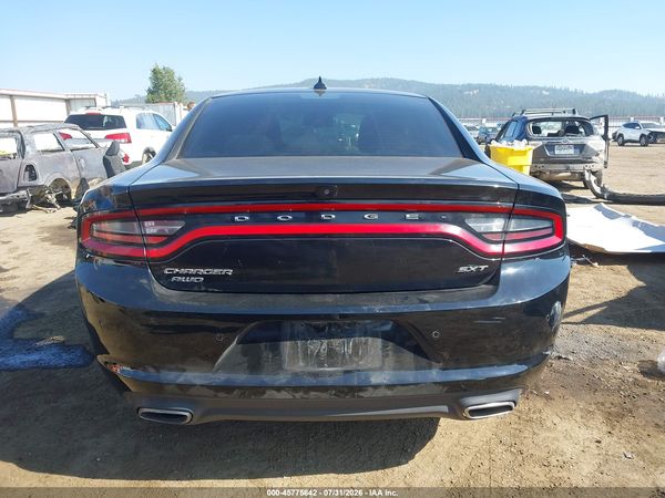 2016 DODGE CHARGER SXT
