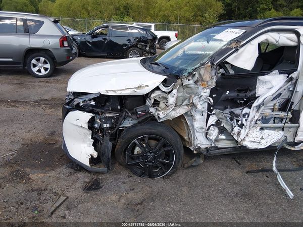 2023 NISSAN KICKS SR XTRONIC CVT