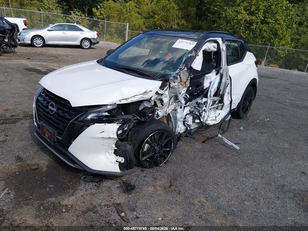 2023 NISSAN KICKS SR XTRONIC CVT