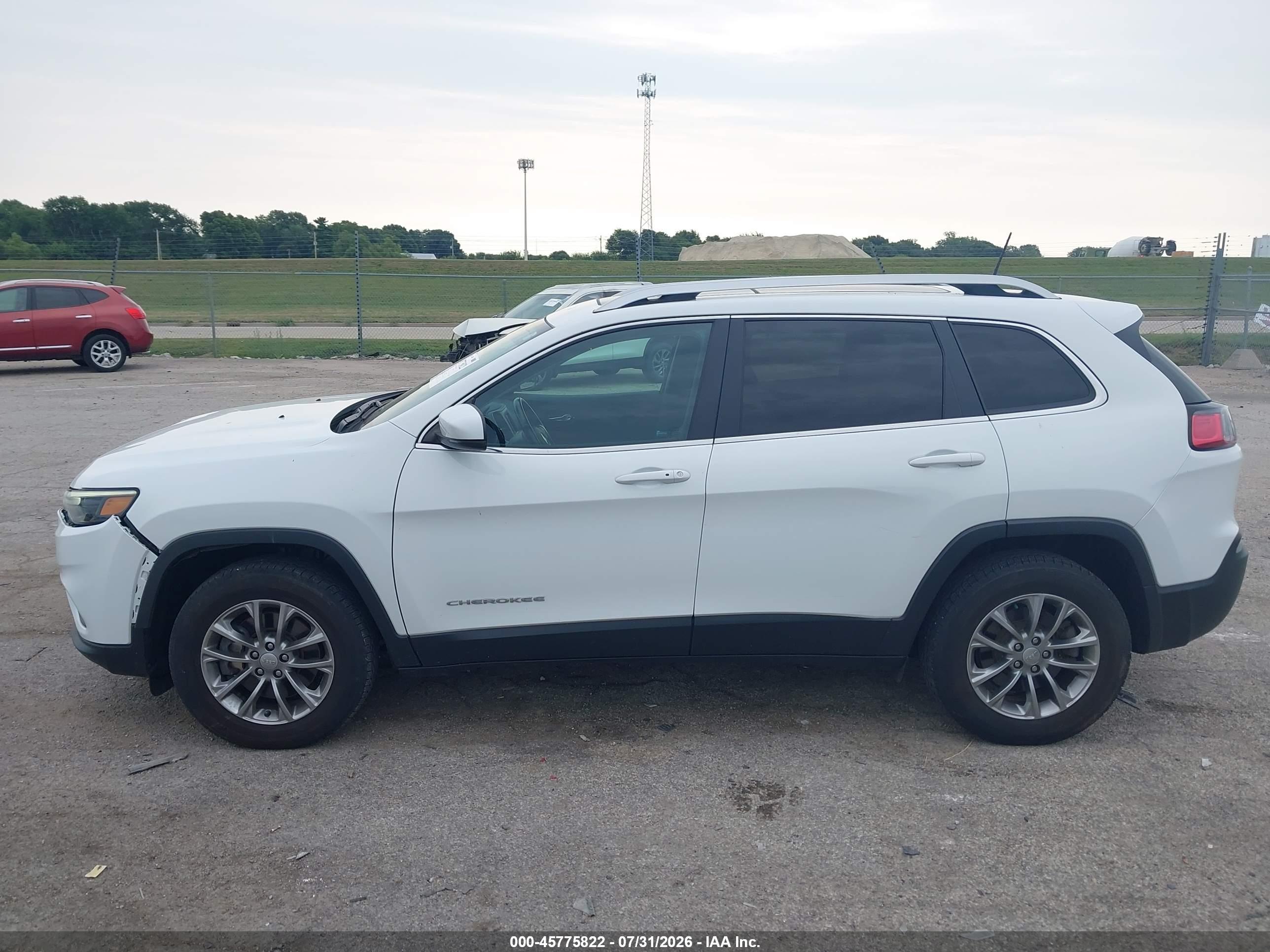 2020 JEEP CHEROKEE LATITUDE PLUS 4X4