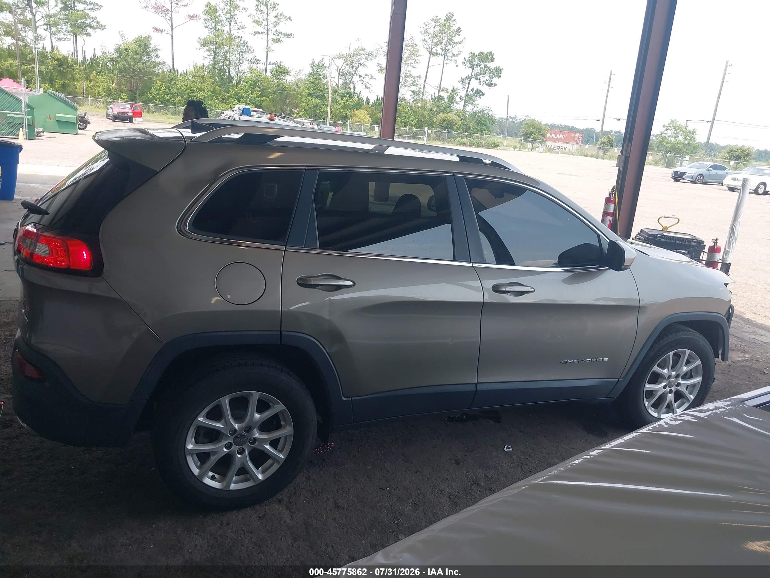 2016 JEEP CHEROKEE LATITUDE