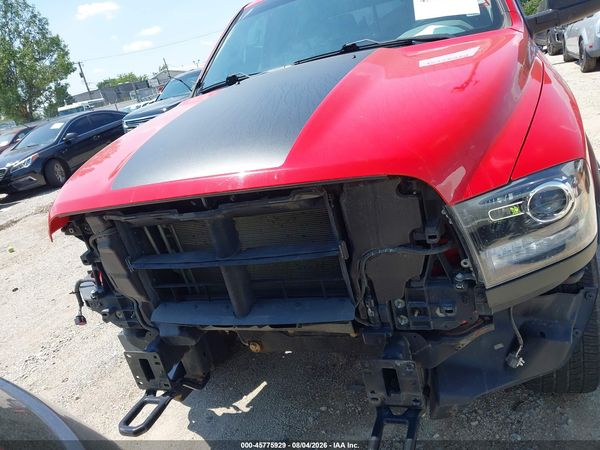 2020 RAM 1500 CLASSIC WARLOCK  4X4 5'7 BOX