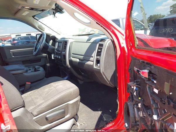 2020 RAM 1500 CLASSIC WARLOCK  4X4 5'7 BOX