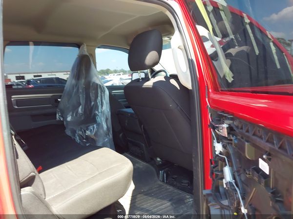 2020 RAM 1500 CLASSIC WARLOCK  4X4 5'7 BOX