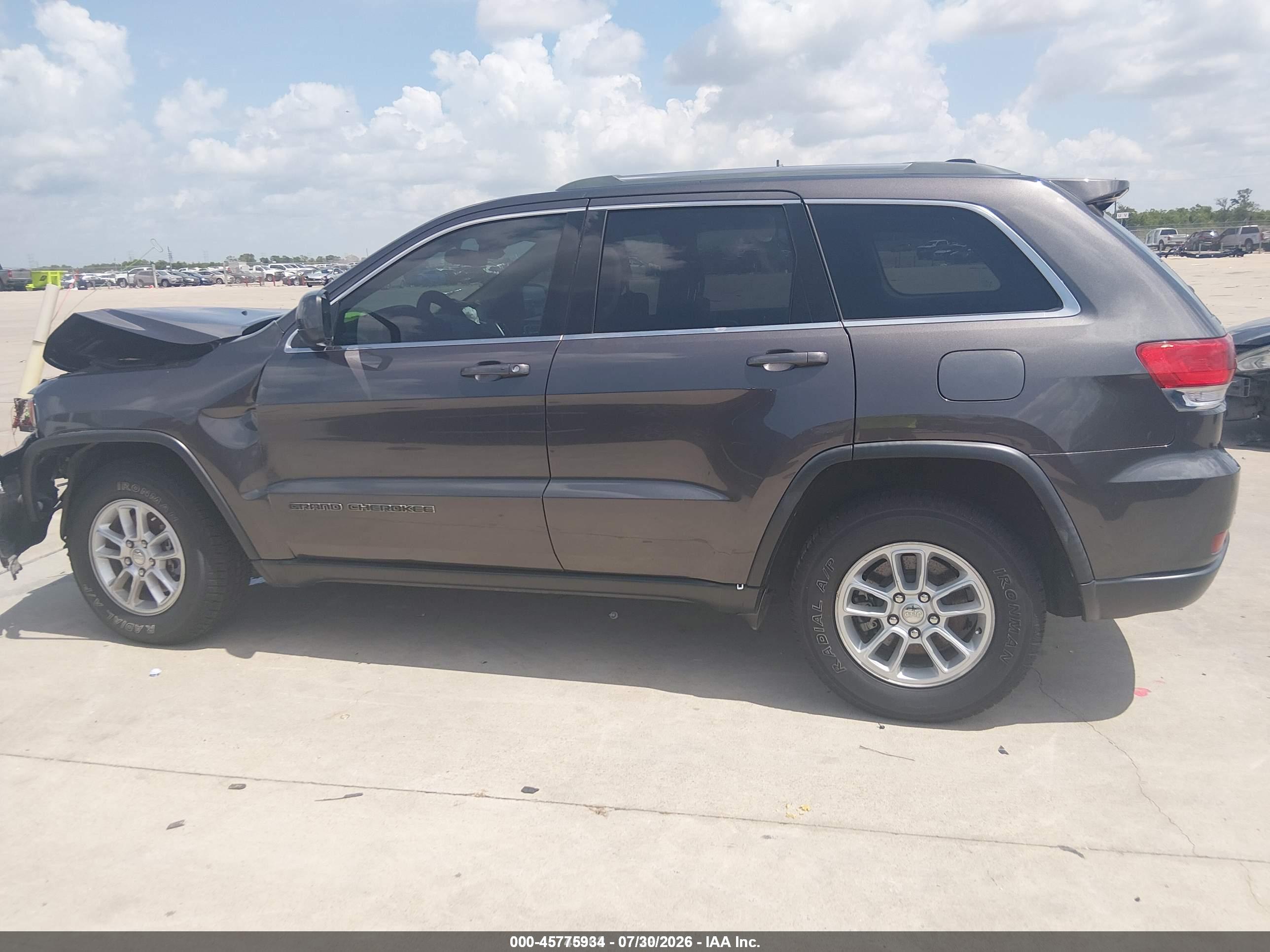 2019 JEEP GRAND CHEROKEE LAREDO E 4X2