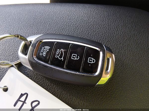 2018 HYUNDAI KONA SEL