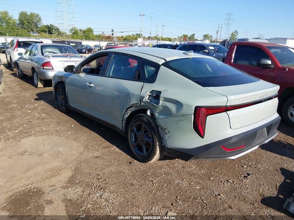 2025 KIA K4 LXS