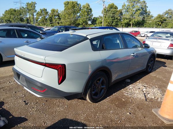 2025 KIA K4 LXS