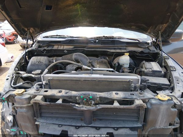 2016 RAM 1500 SLT
