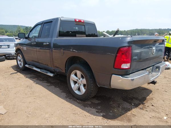 2016 RAM 1500 SLT