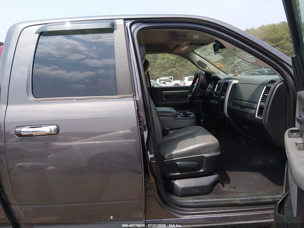 2016 RAM 1500 SLT