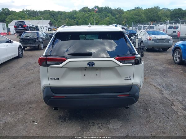 2019 TOYOTA RAV4 HYBRID XLE