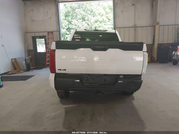 2026 TOYOTA TUNDRA SR CREWMAX 5.5' BED