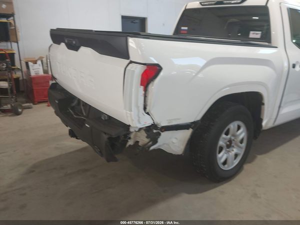 2026 TOYOTA TUNDRA SR CREWMAX 5.5' BED