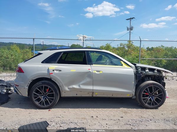 2021 AUDI SQ8