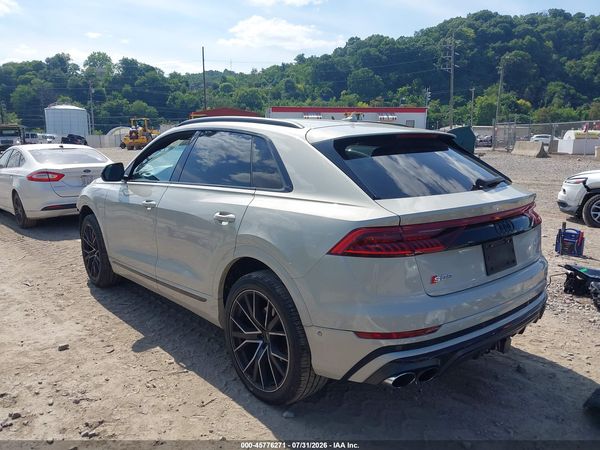 2021 AUDI SQ8