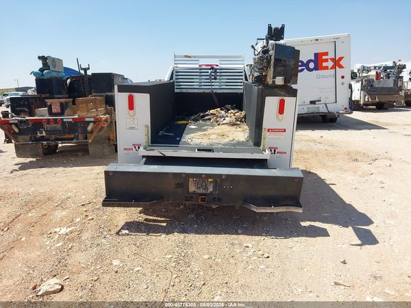 2022 RAM 2500 TRADESMAN  4X4 8' BOX