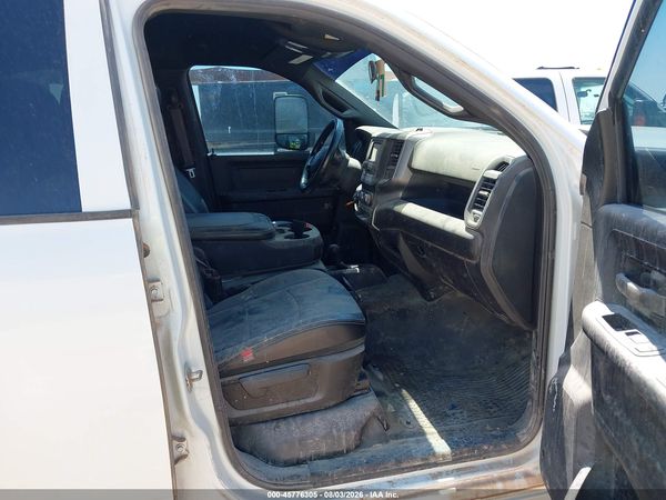 2022 RAM 2500 TRADESMAN  4X4 8' BOX