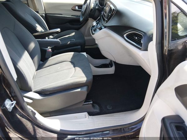 2017 CHRYSLER PACIFICA LX