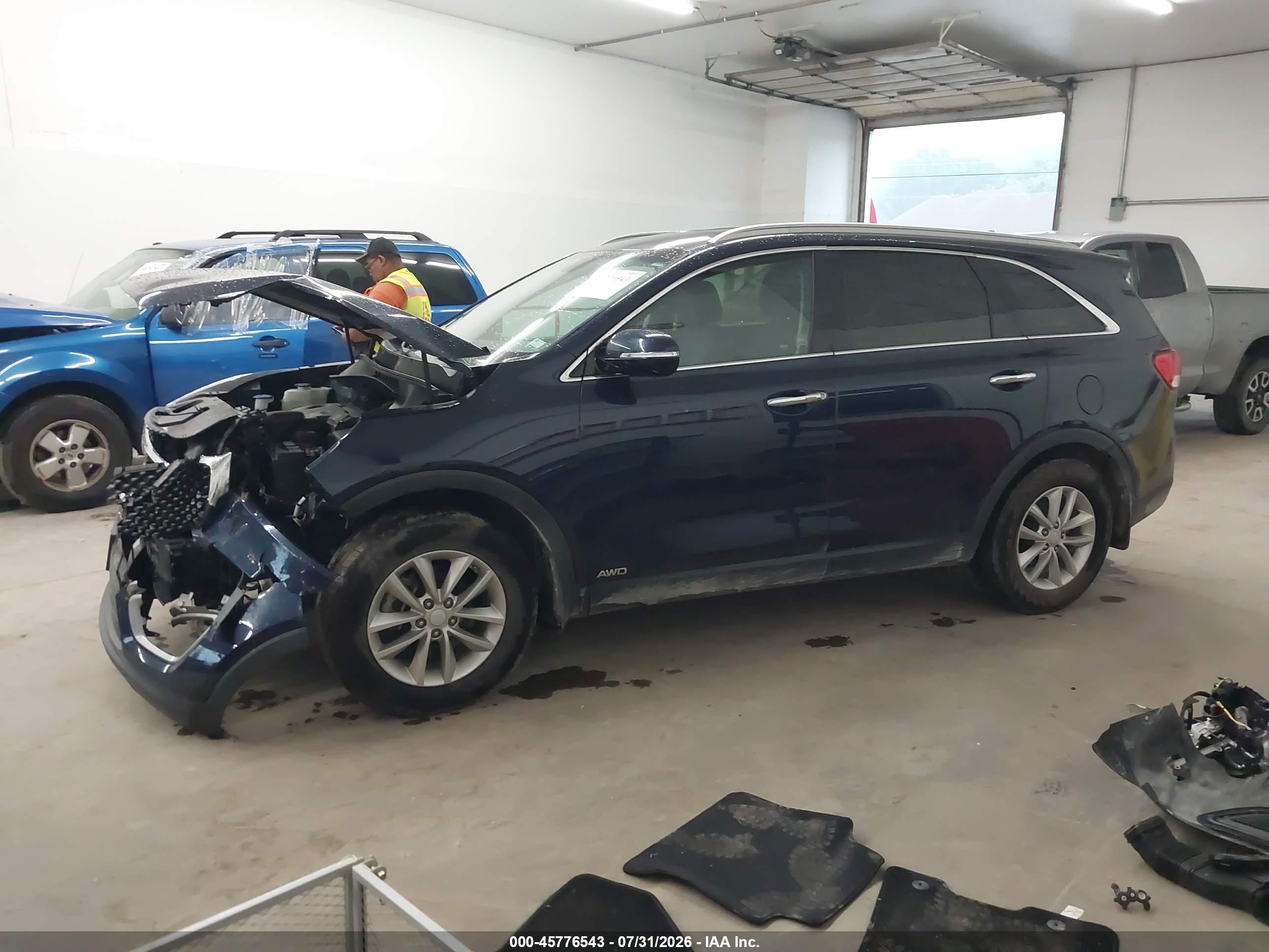 2016 KIA SORENTO 2.4L LX