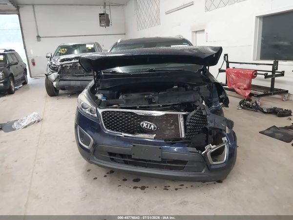 2016 KIA SORENTO 2.4L LX