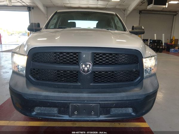 2018 RAM 1500 TRADESMAN  4X2 5'7 BOX