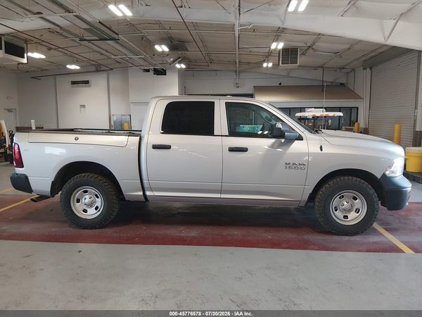 2018 RAM 1500 TRADESMAN  4X2 5'7 BOX