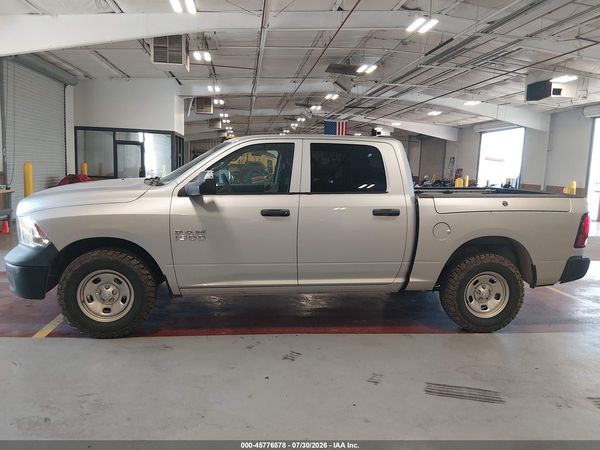 2018 RAM 1500 TRADESMAN  4X2 5'7 BOX