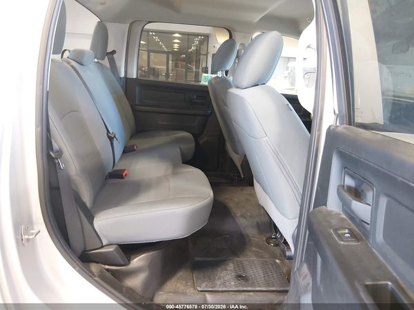 2018 RAM 1500 TRADESMAN  4X2 5'7 BOX