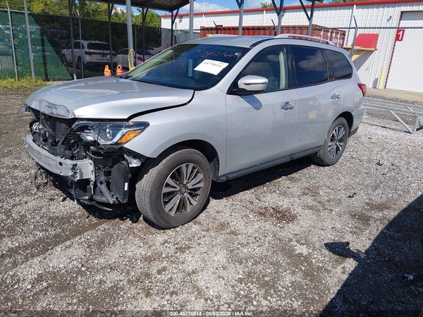 2019 NISSAN PATHFINDER SV