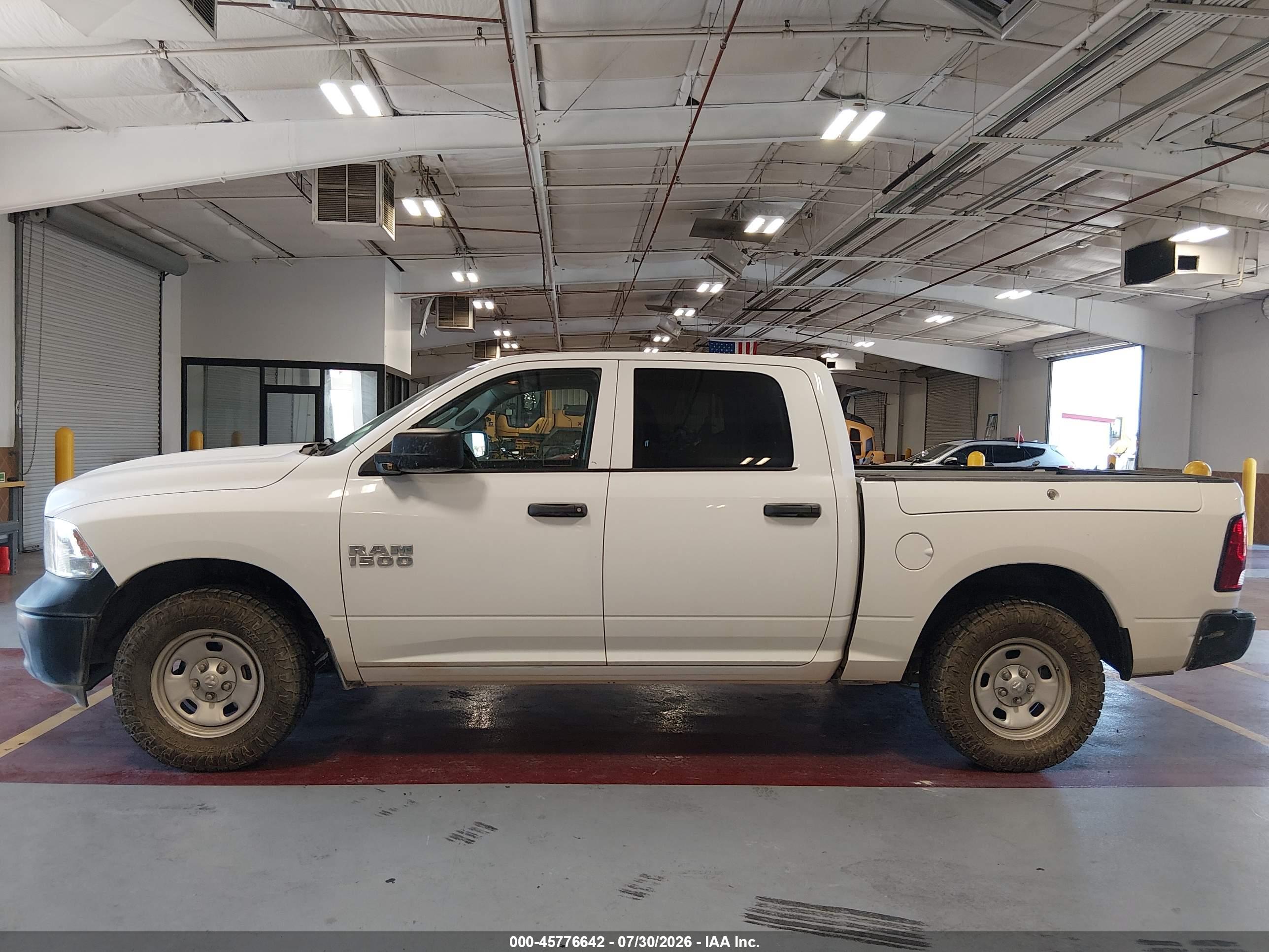2018 RAM 1500 TRADESMAN  4X4 5'7 BOX
